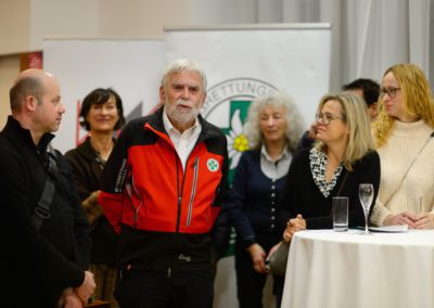 Arzt und Künstler Dr. Walter Mokrusa und Ärztekammer Wien unterstützen die Bergrettung NÖ/Wien 1