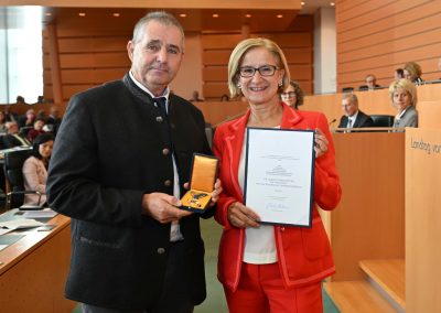 Drei Bergretter von Landeshauptfrau Mikl-Leitner ausgezeichnet 3